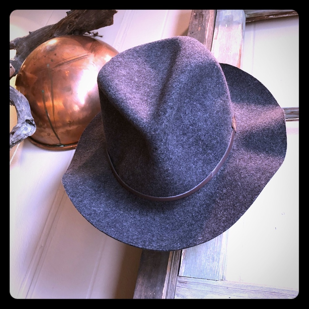 Grey wool baileys hat